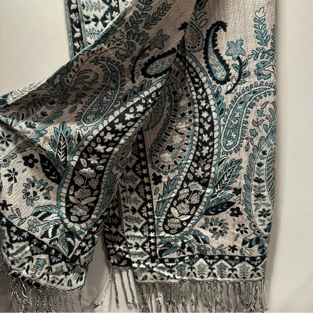 Elegant Shawl Wrap Scarf Double-Sided Super Soft Rayon Silver Emerald Green